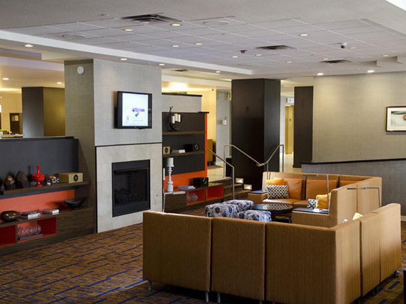 Courtyard Downtown 3* Waterbury